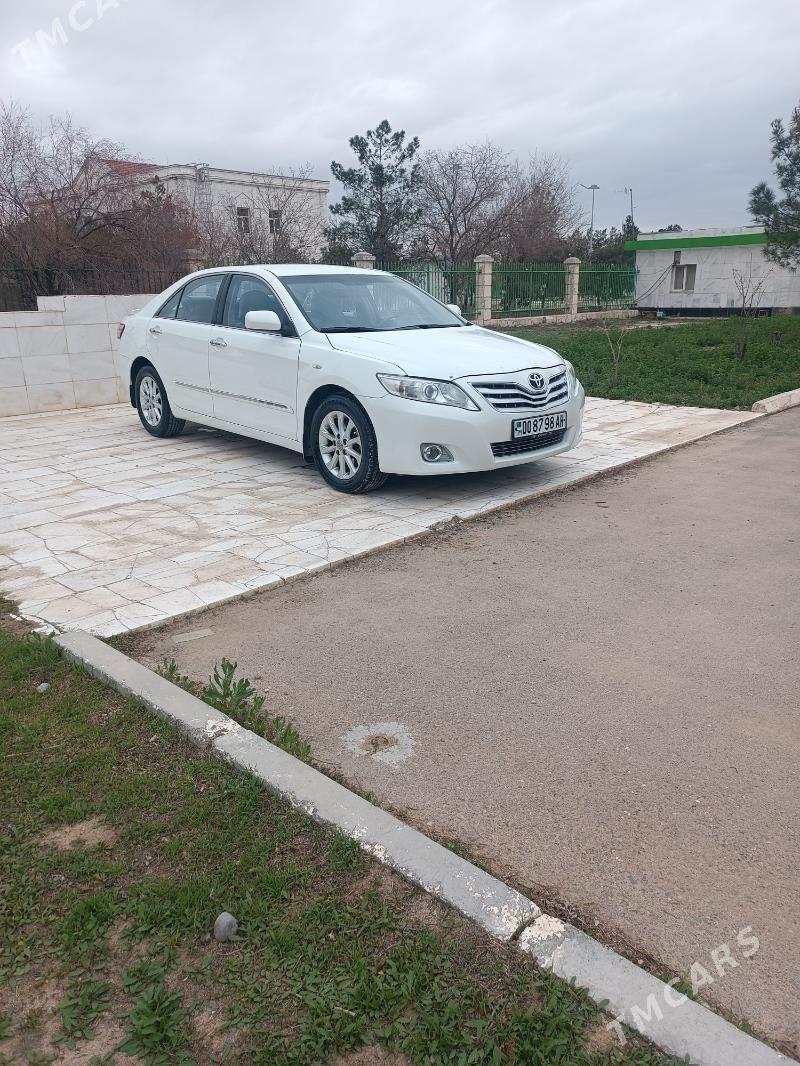 Toyota Camry 2011 - 185 000 TMT - Анев - img 1