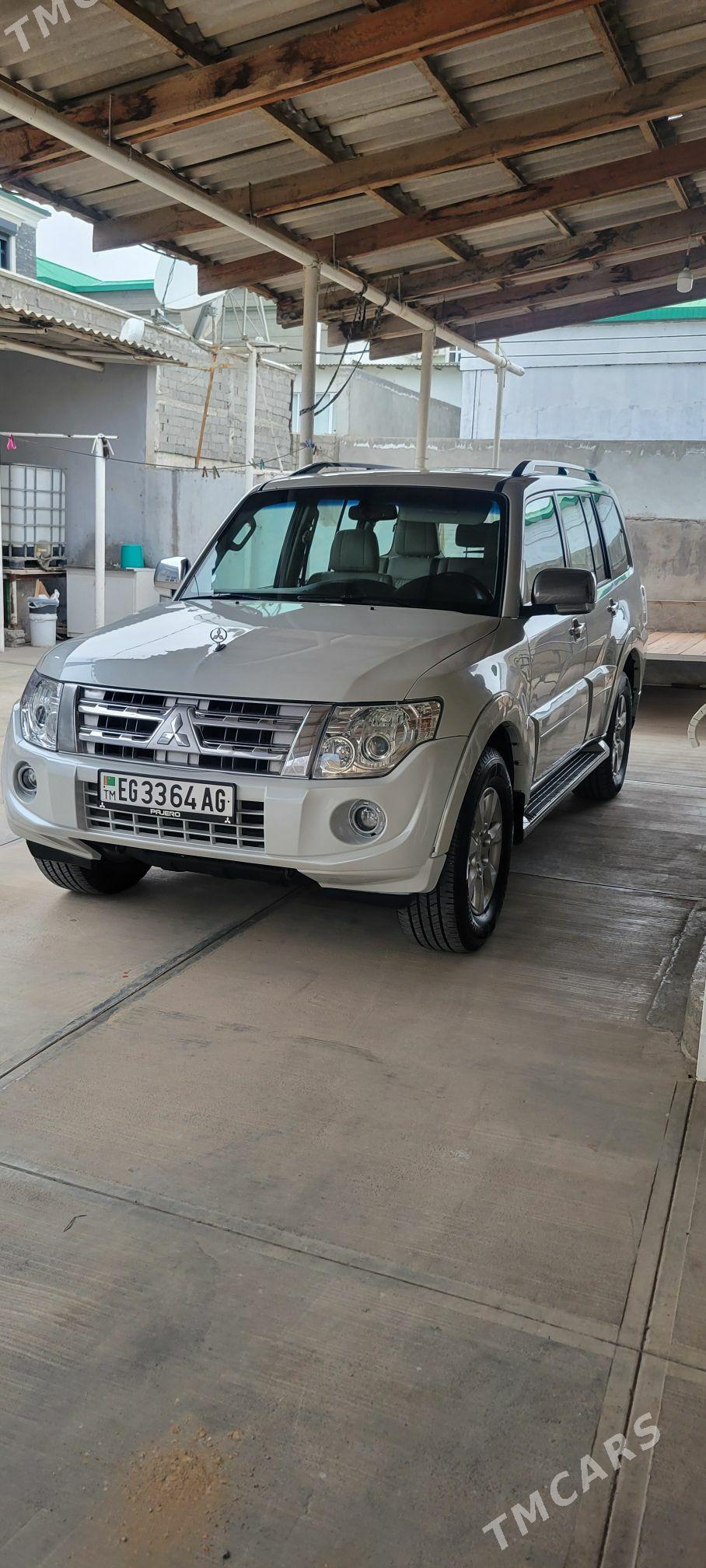 Mitsubishi Pajero 2013 - 255 000 TMT - Aşgabat - img 1