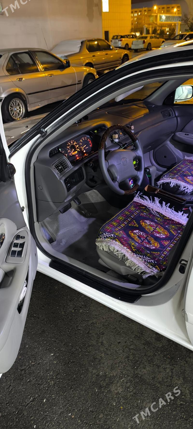 Toyota Camry 2001 - 200 000 TMT - Бедев - img 1