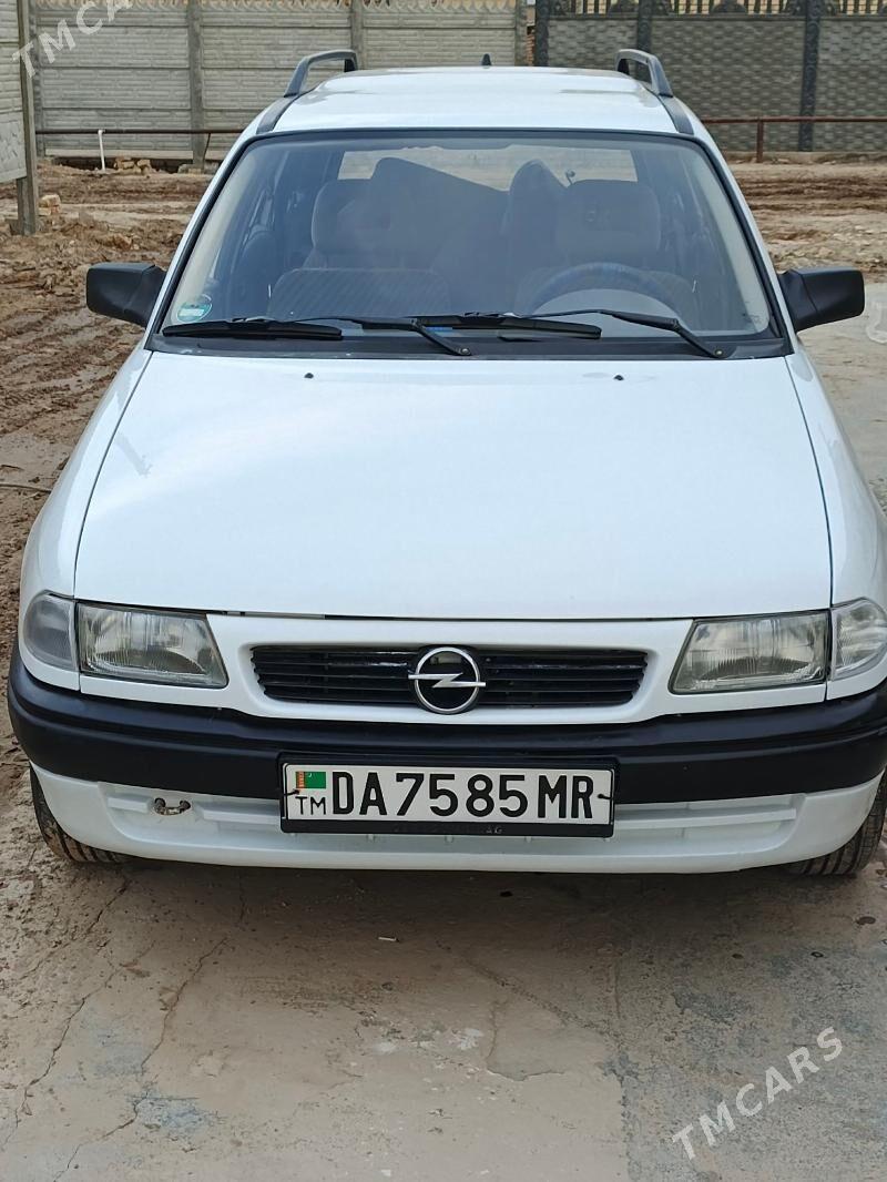 Opel Astra 1995 - 40 000 TMT - Мары - img 1