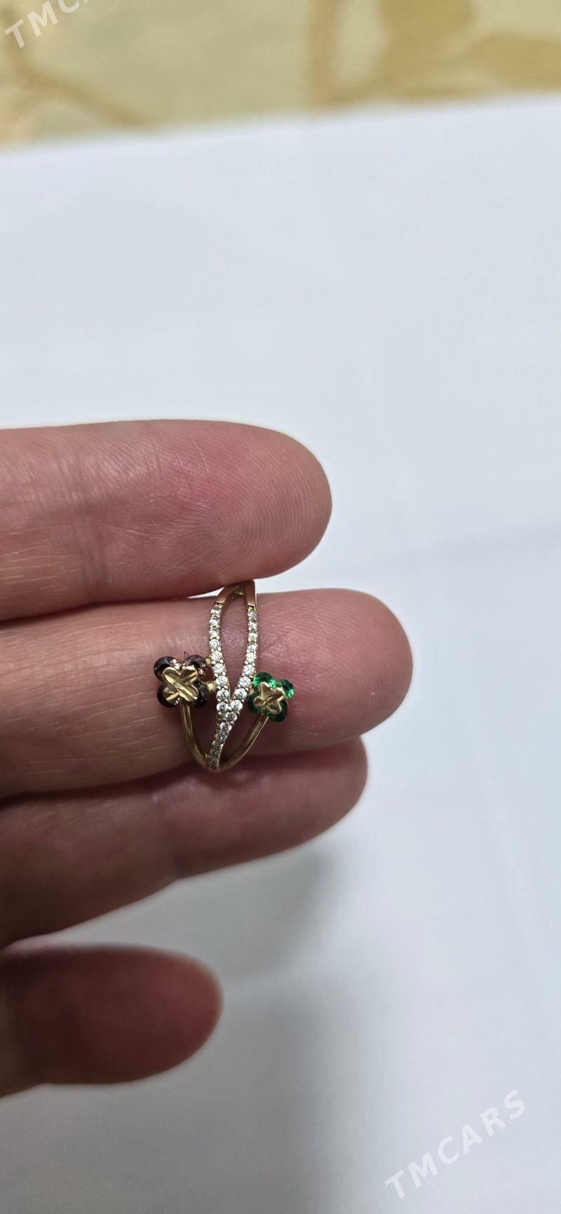 yuzik 2.4 gram Brilliant - Berzeňňi - img 1