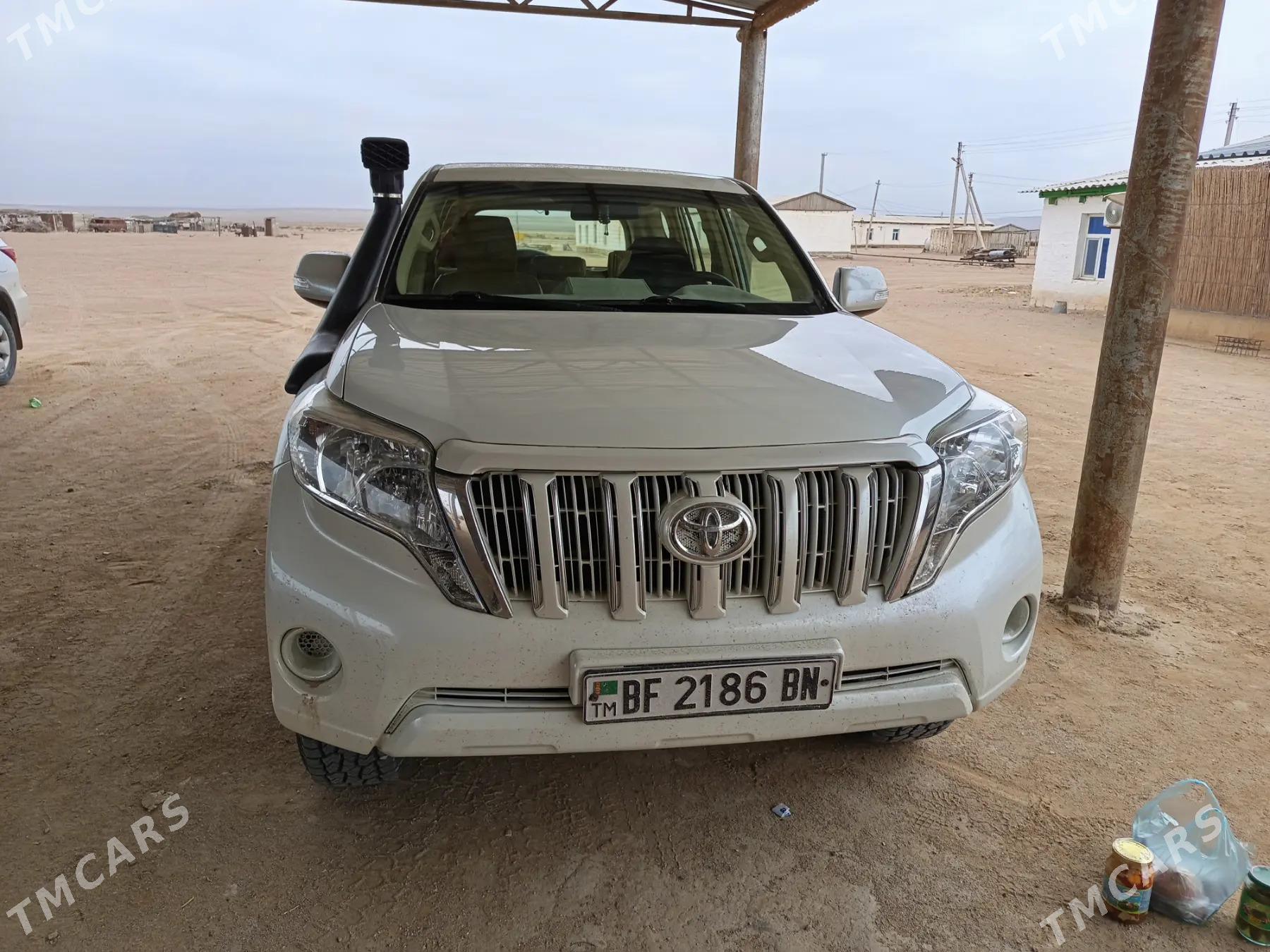 Toyota Land Cruiser Prado 2017 - 600 000 TMT - Türkmenbaşy - img 1