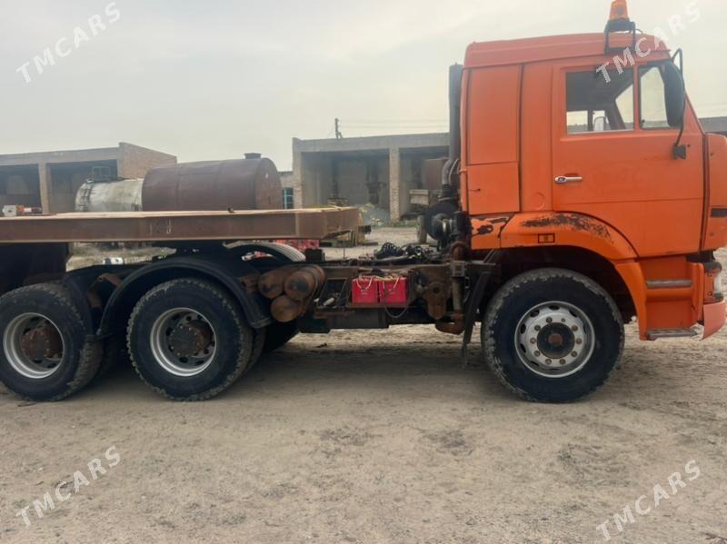 Kamaz 6520 2010 - 280 000 TMT - Кака - img 1