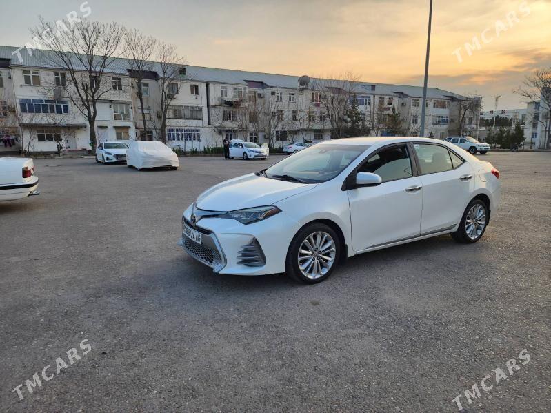 Toyota Corolla 2018 - 200 000 TMT - Parahat 7 - img 1