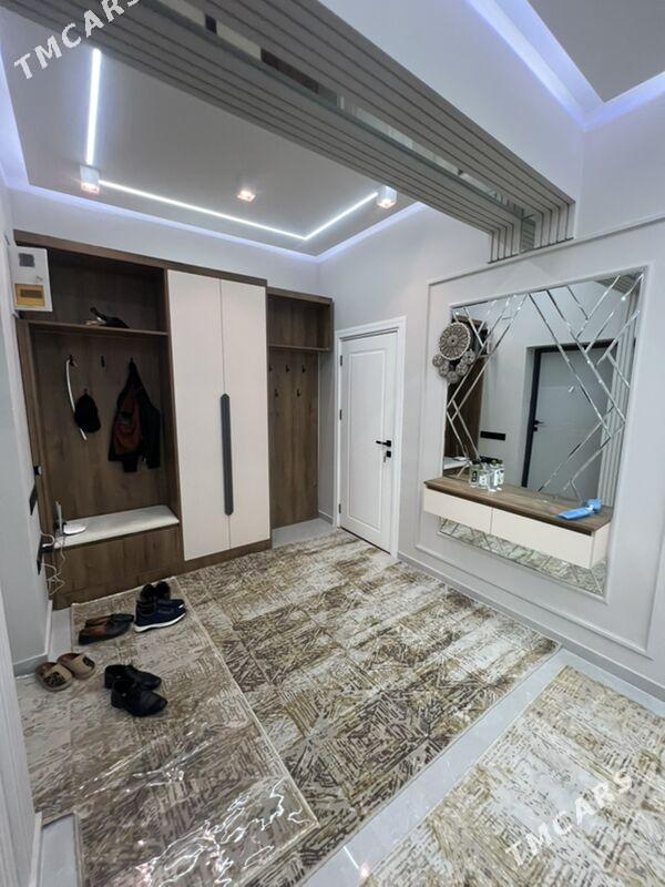 SATLYK ELITKA - Mary - img 1