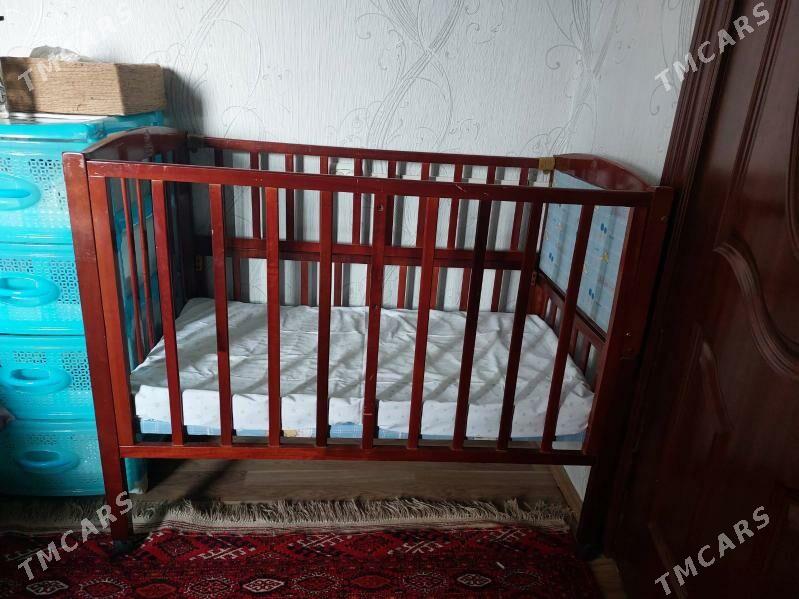 кроватка в хорошем состоянии - Ашхабад - img 1