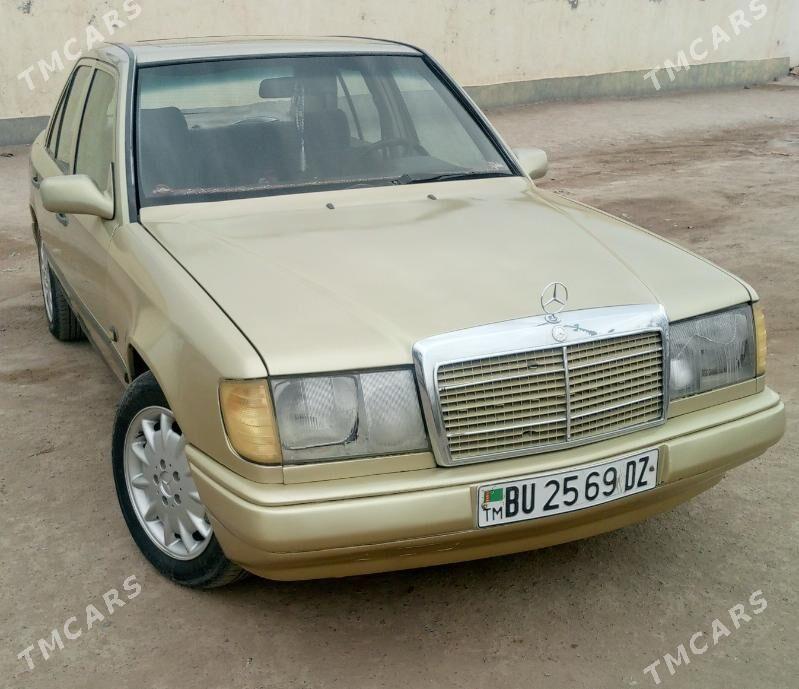 Mercedes-Benz 230E 1985 - 50 000 TMT - Boldumsaz - img 1