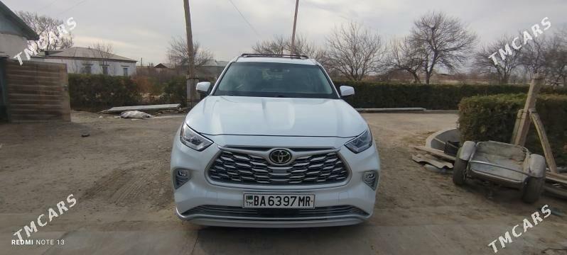 Toyota Highlander 2022 - 470 000 TMT - Ёлётен - img 1