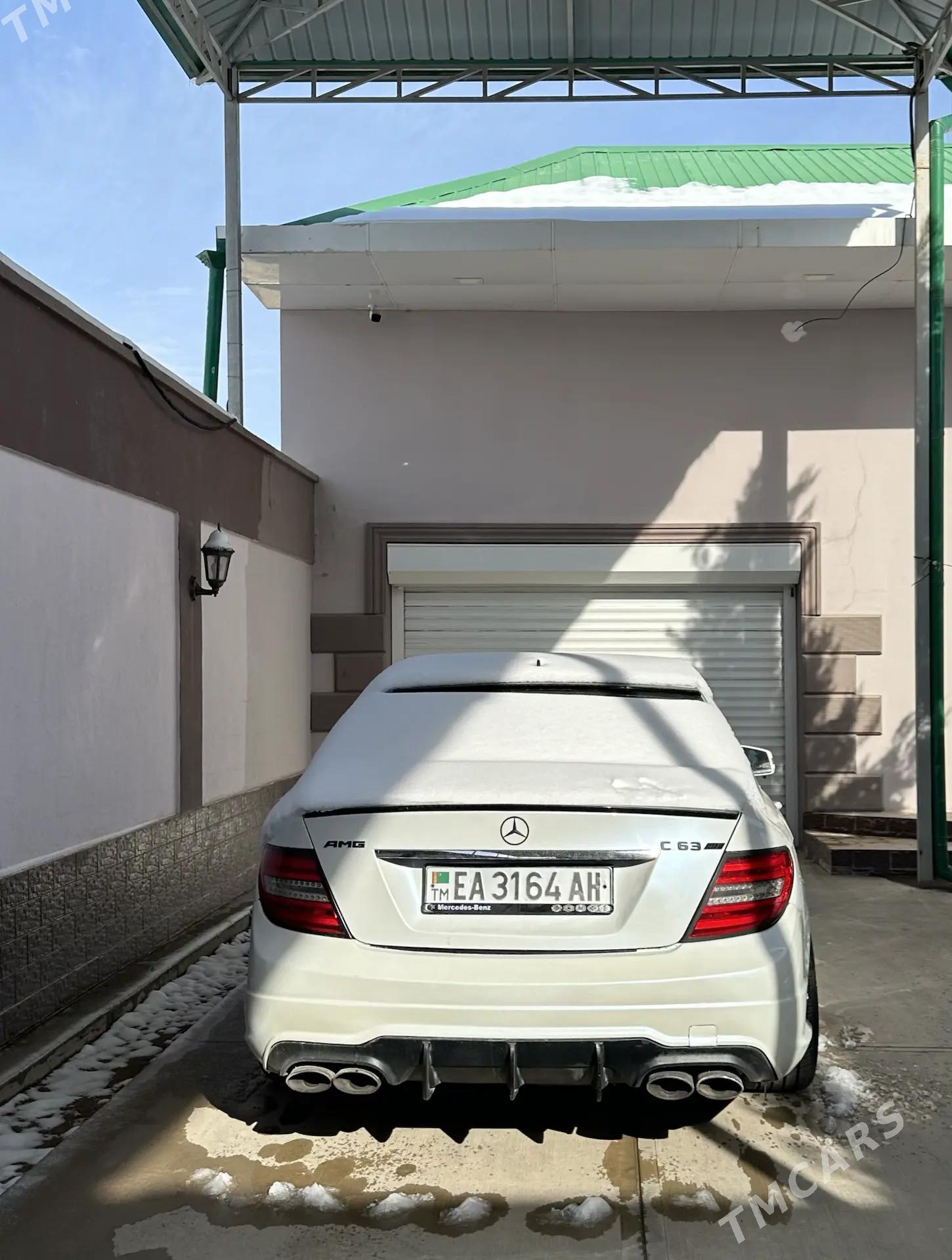 Mercedes-Benz C350 2011 - 190 000 TMT - Ашхабад - img 1