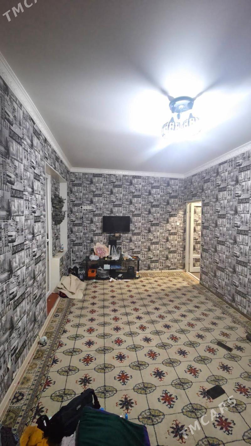 Аренда центр 1 в2 комнат 4 эт - Ашхабад - img 1