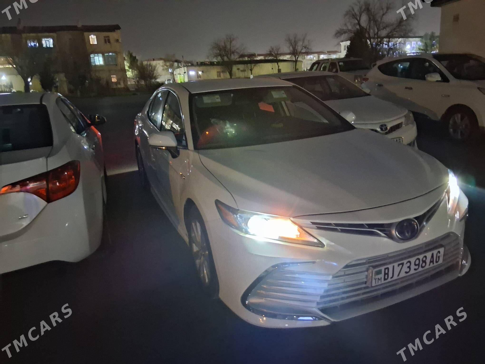Toyota Camry 2022 - 295 000 TMT - Ашхабад - img 1