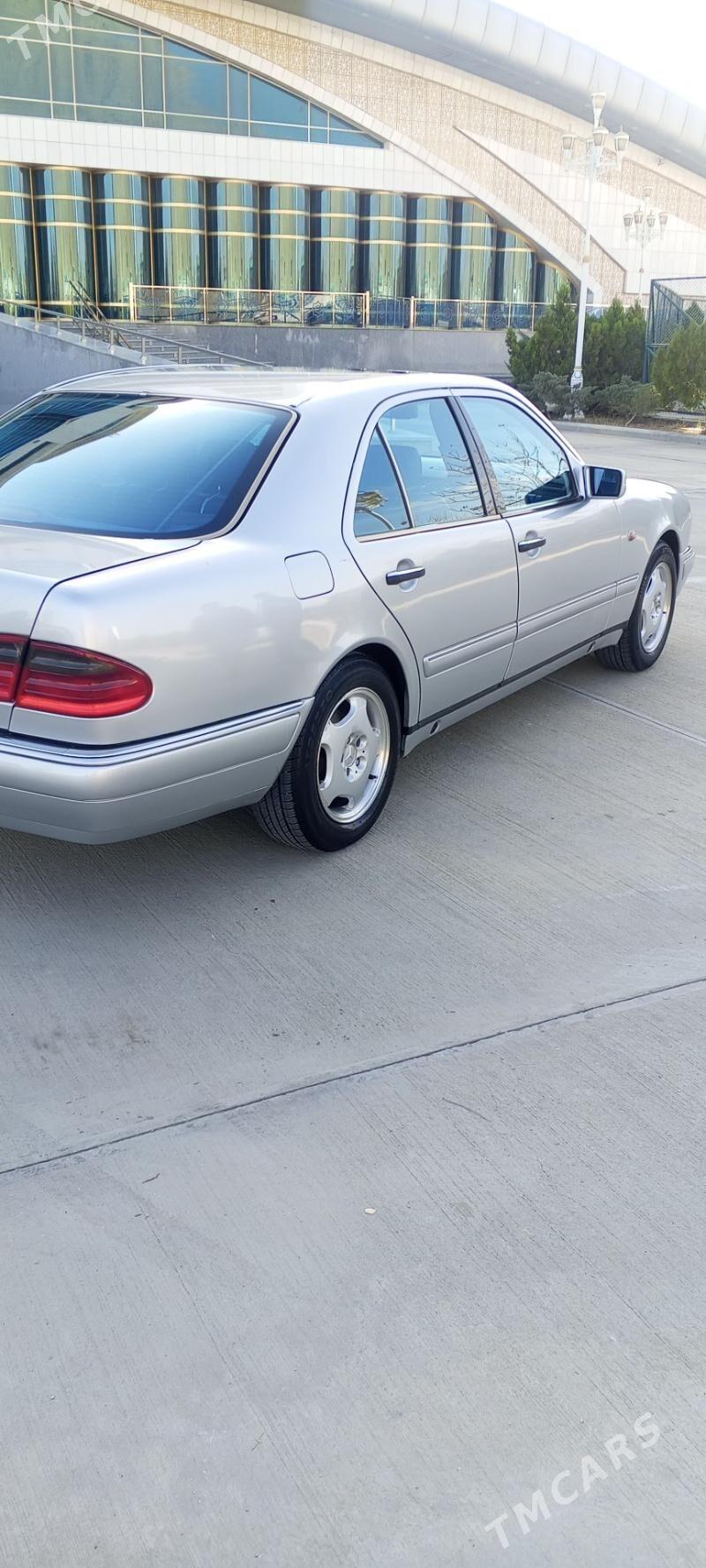 Mercedes-Benz C320 1998 - 110 000 TMT - Balkanabat - img 1