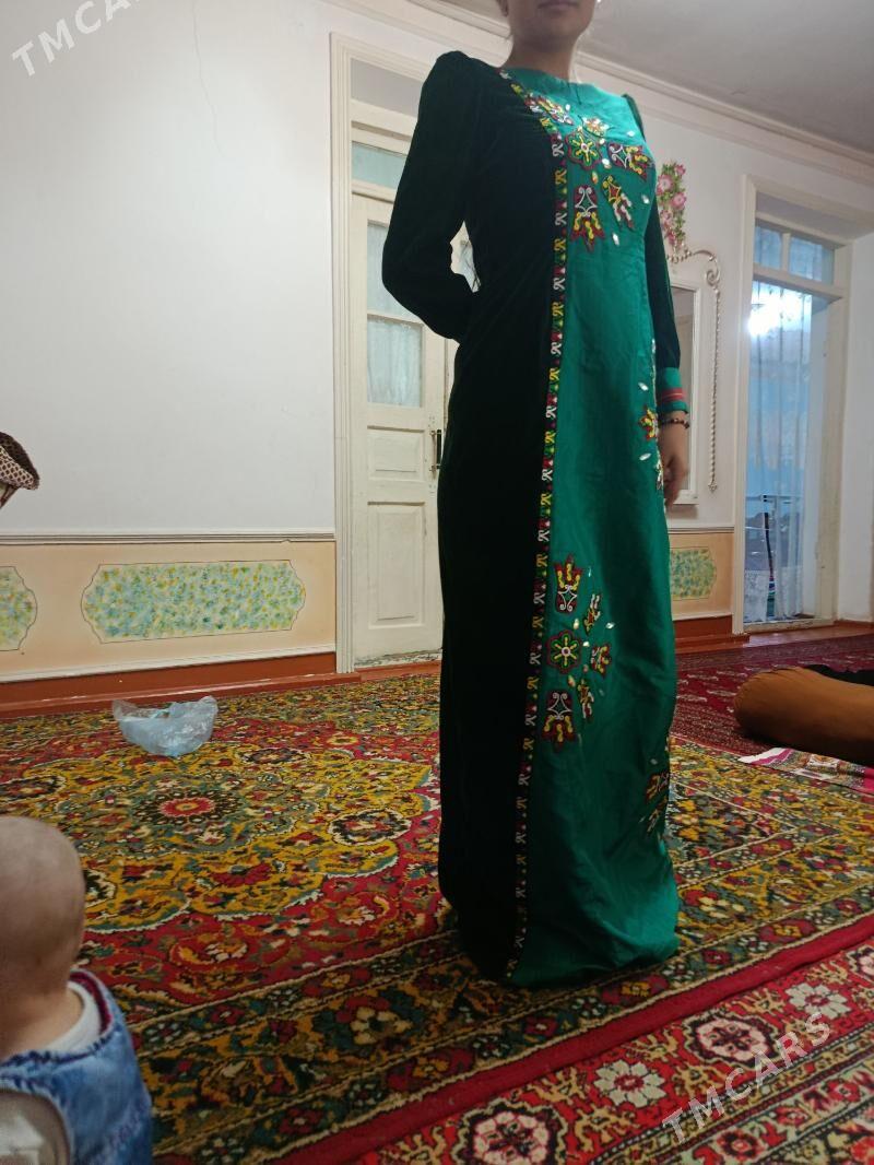 Toý koynekleri - Türkmenbaşy - img 1