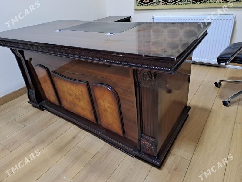 Is ücin stol - Türkmenbaşy - img 1