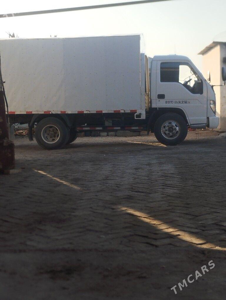 Forland H3 2014 - 140 000 TMT - Sarahs - img 1