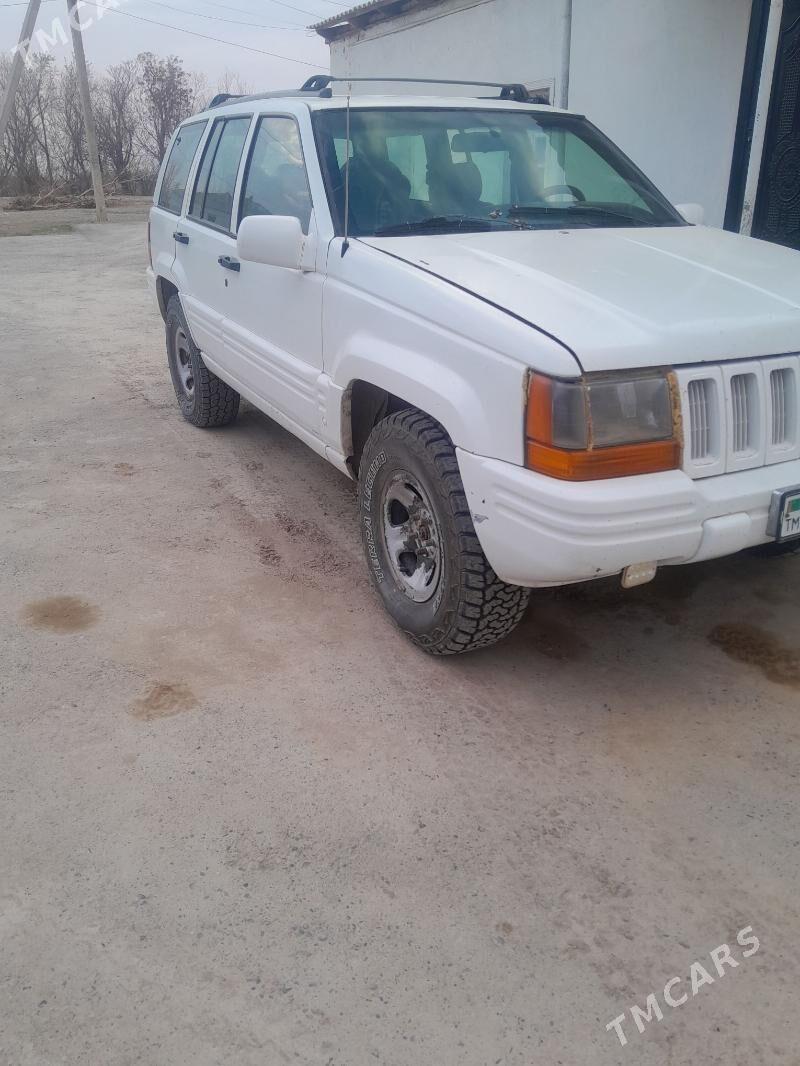 Jeep Grand Cherokee 1996 - 40 000 TMT - Теджен - img 1