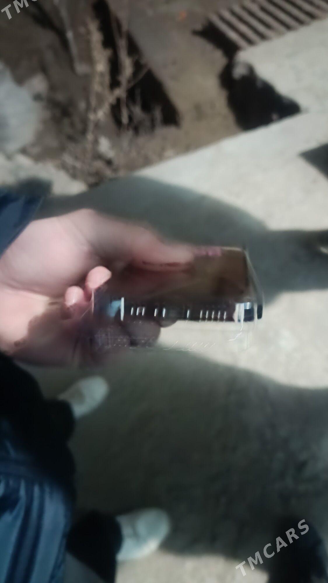 айфон - Şabat etr. - img 1