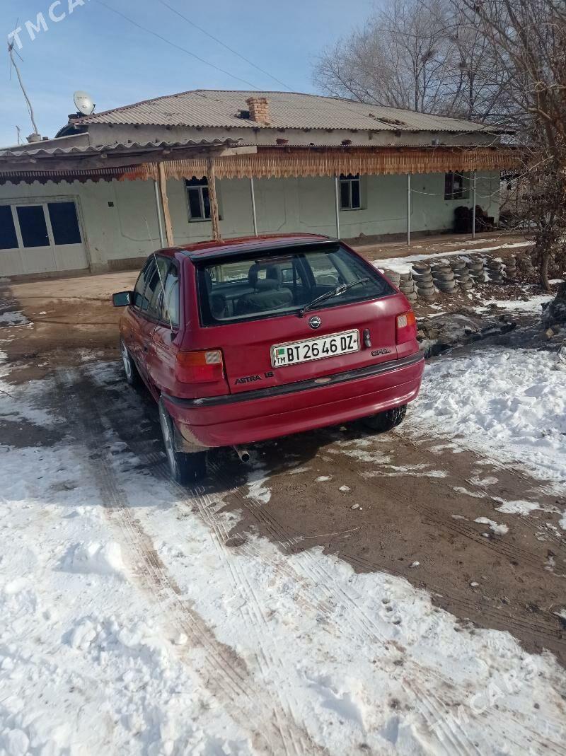 Opel Astra 1992 - 40 000 TMT - Губадаг - img 1