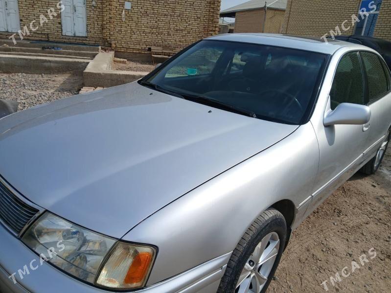 Toyota Avalon 1999 - 130 000 TMT - Mary - img 1