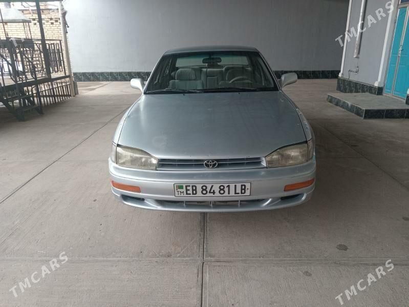 Toyota Camry 1994 - 110 000 TMT - Саят - img 1