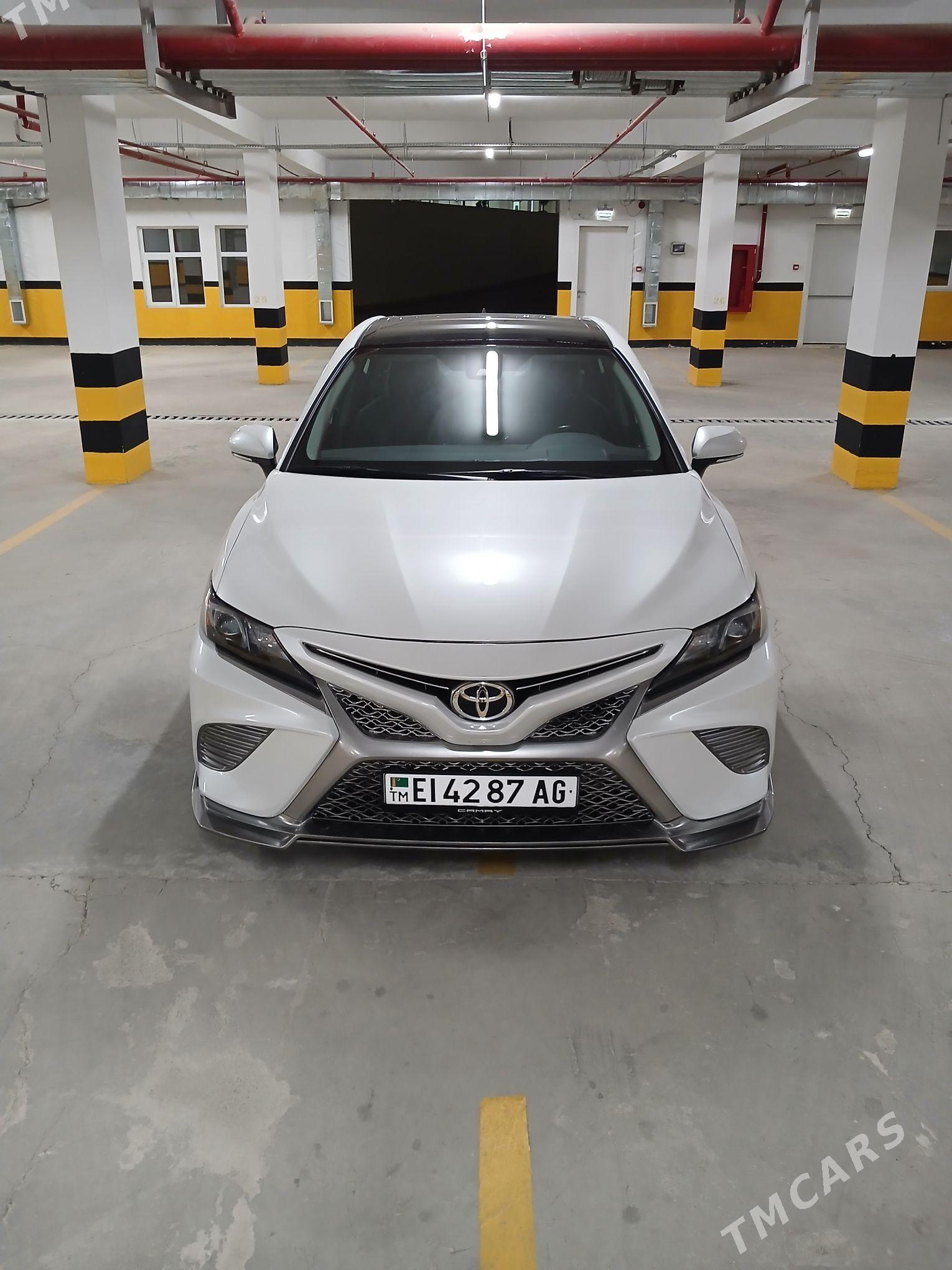 Toyota Camry 2021 - 370 000 TMT - Aşgabat - img 1