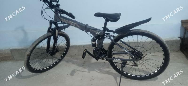 welik bmw - Çärjew - img 1