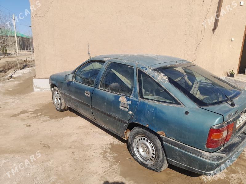 Opel Astra 1992 - 10 000 TMT - Губадаг - img 1