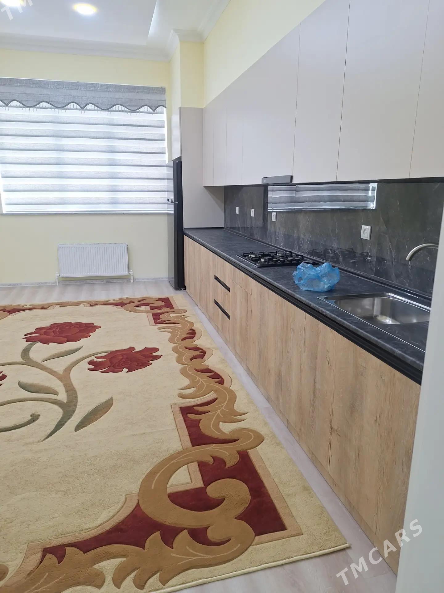 Arenda Polelitka 4 komnat - Änew - img 1