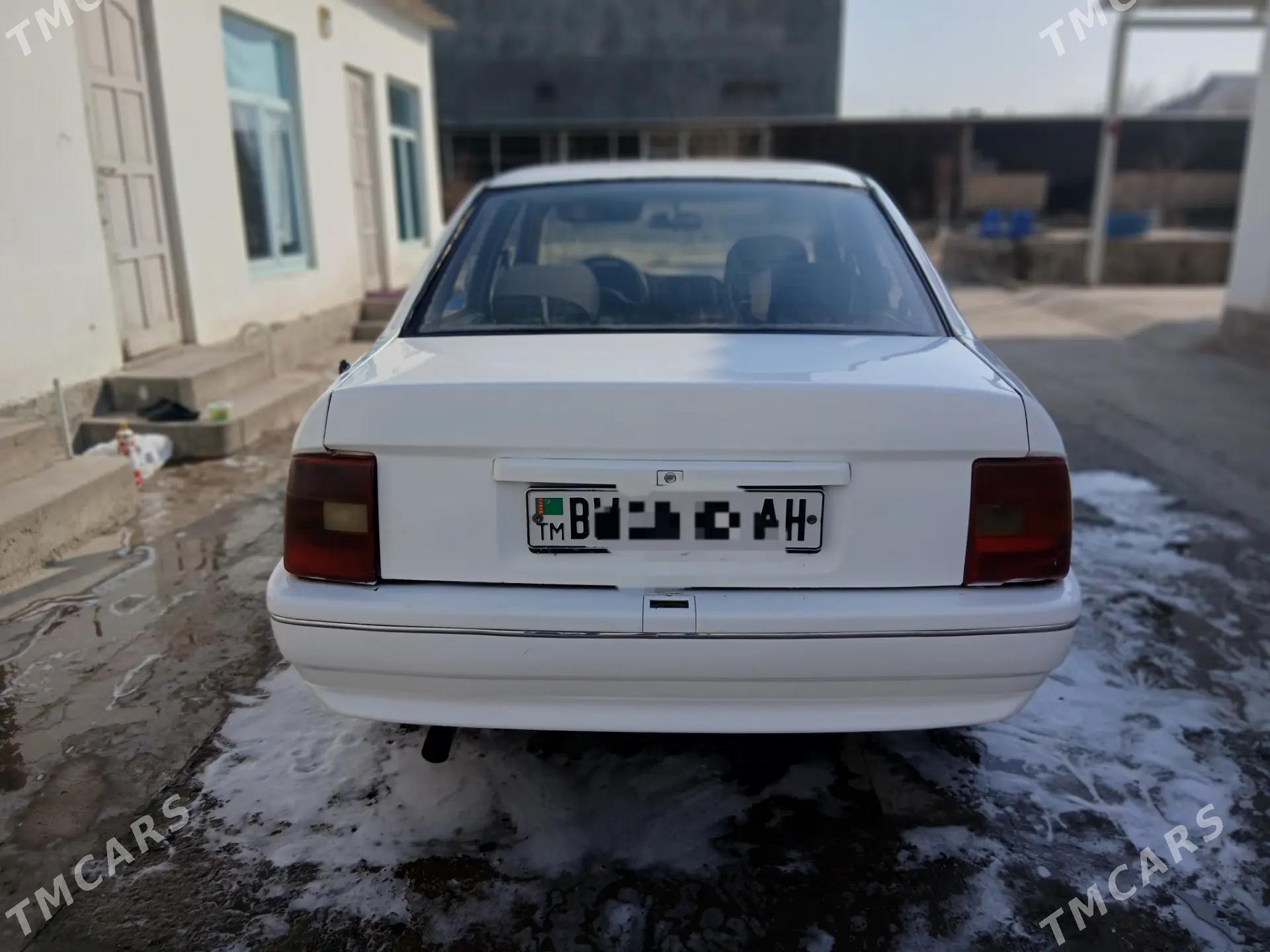 Opel Vectra 1991 - 27 000 TMT - Анев - img 1