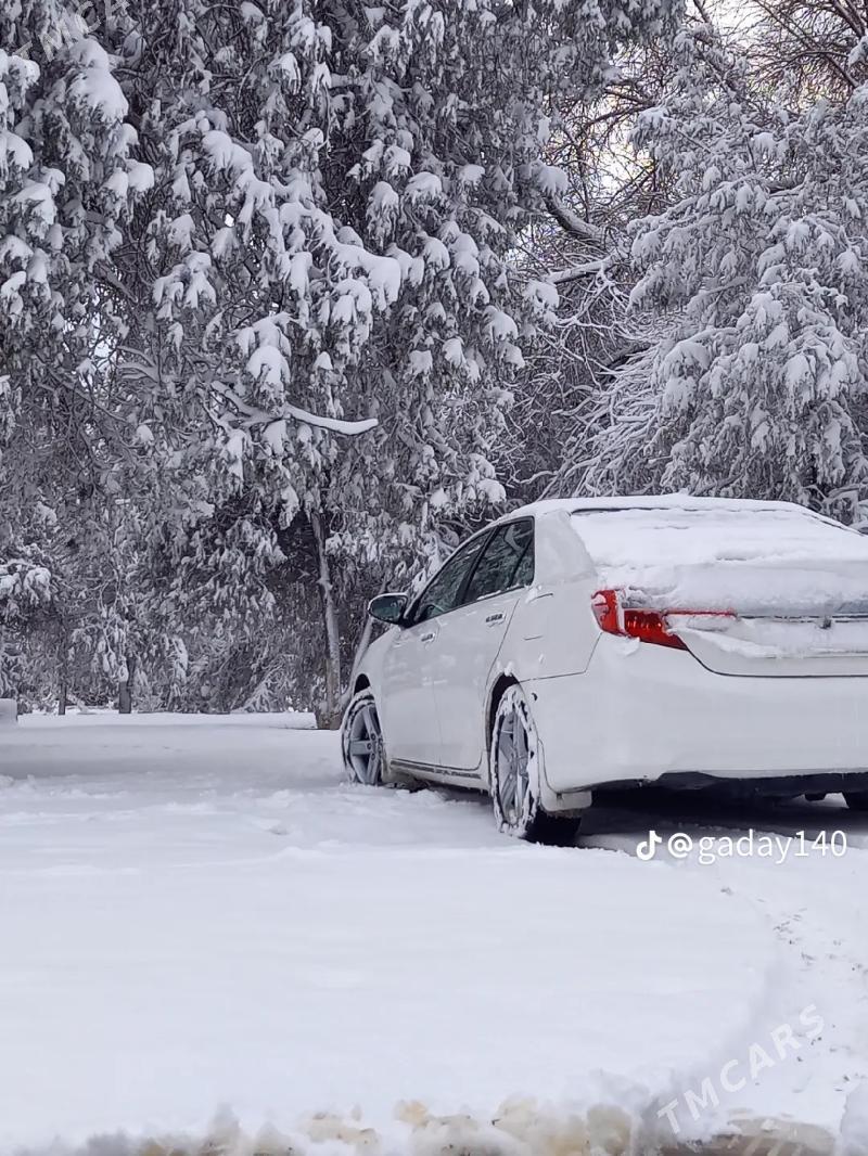 Toyota Camry 2012 - 200 000 TMT - Kaka - img 1