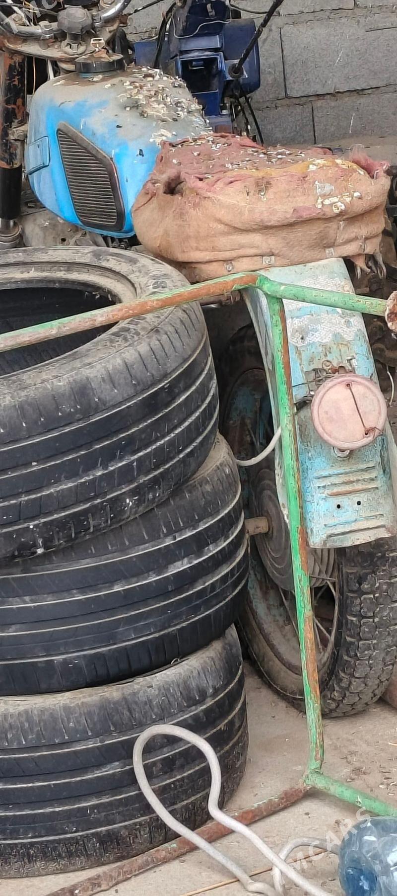 Iž Planeta 1997 - 7 000 TMT - Bäherden - img 1