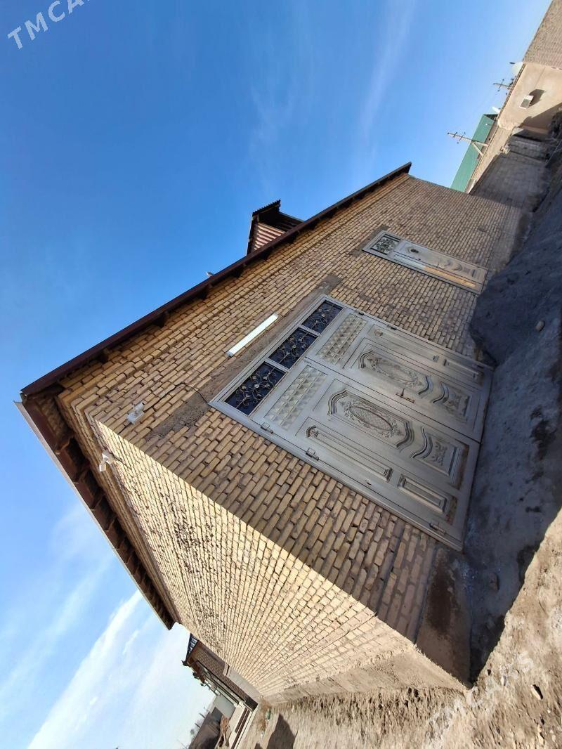 Jay - Гурбансолтан Едже - img 1