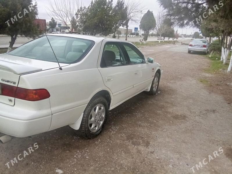 Toyota Camry 1999 - 146 000 TMT - Бахарден - img 1