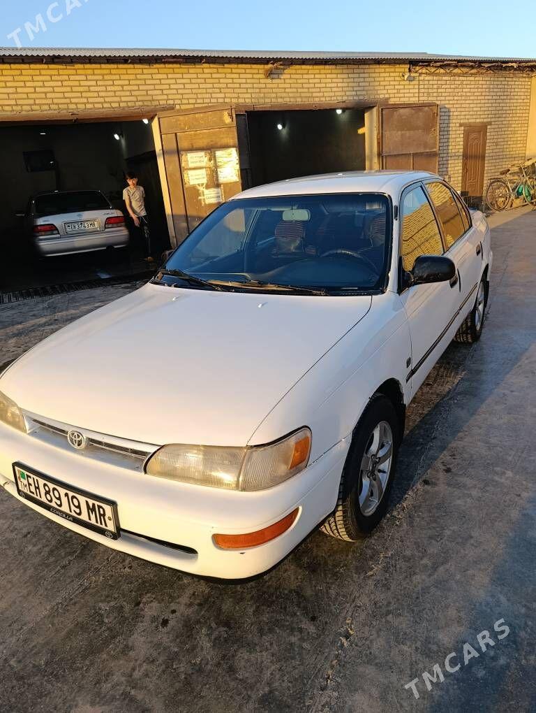 Toyota Corolla 1993 - 65 000 TMT - Мары - img 1