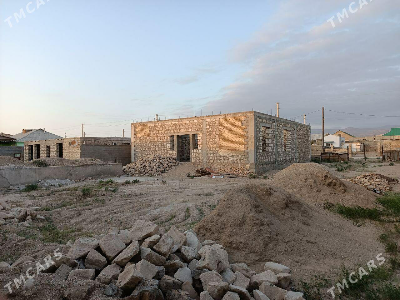 Saganly 1 Karŷer - Балканабат - img 1