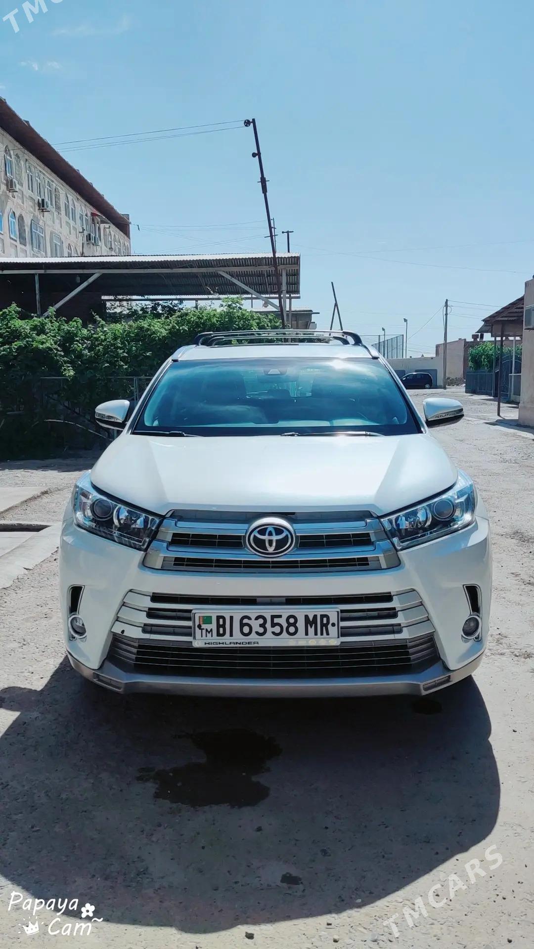 Toyota Highlander 2017 - 400 000 TMT - Балканабат - img 1