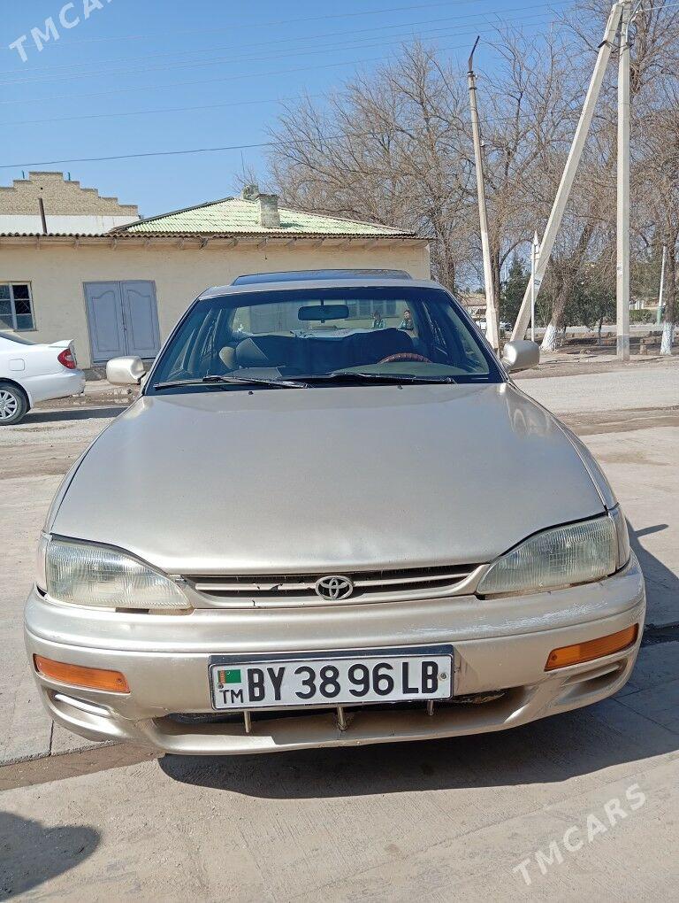 Toyota Camry 1995 - 90 000 TMT - Туркменабат - img 1