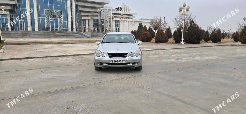 Mercedes-Benz C-Class 2003 - 99 000 TMT - Дашогуз - img 1
