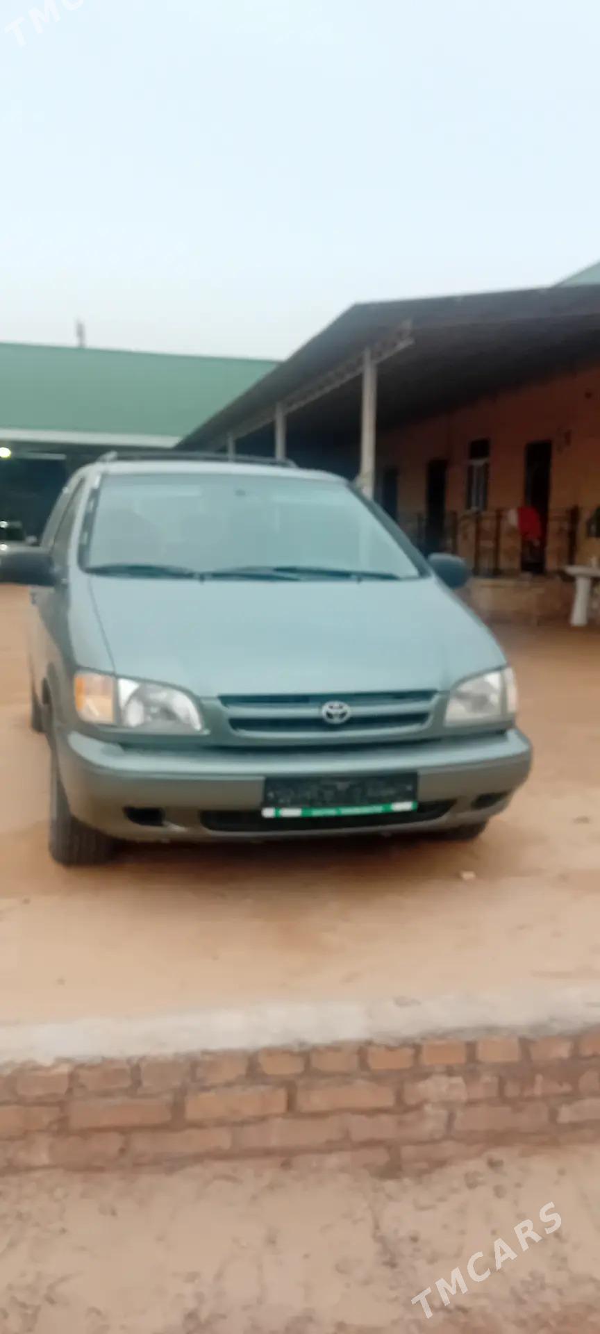 Toyota Sienna 2000 - 170 000 TMT - Hojambaz - img 1