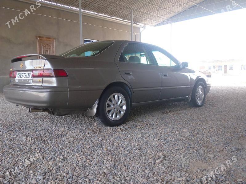 Toyota Camry 1999 - 150 000 TMT - Sakarçäge - img 1