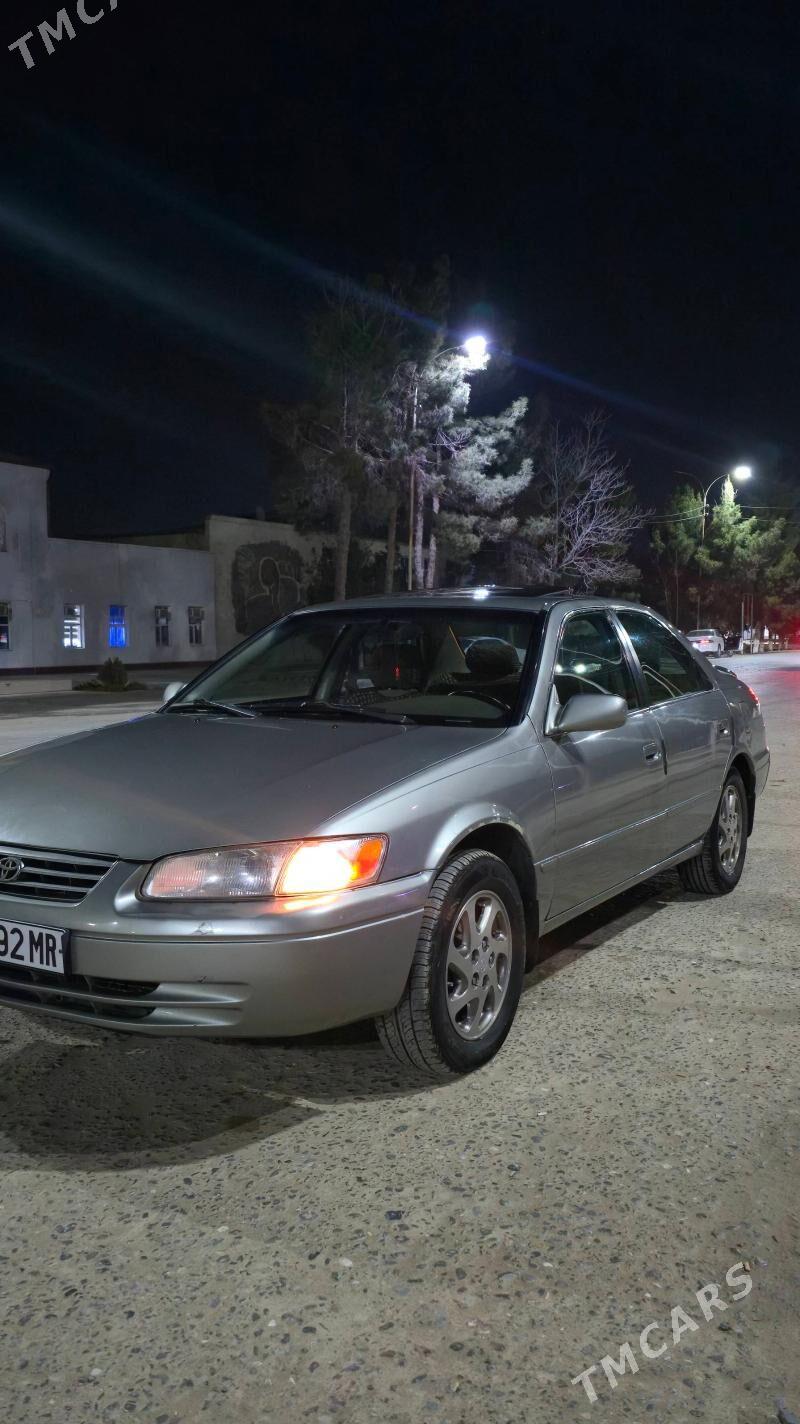 Toyota Camry 1998 - 135 000 TMT - Türkmengala - img 1