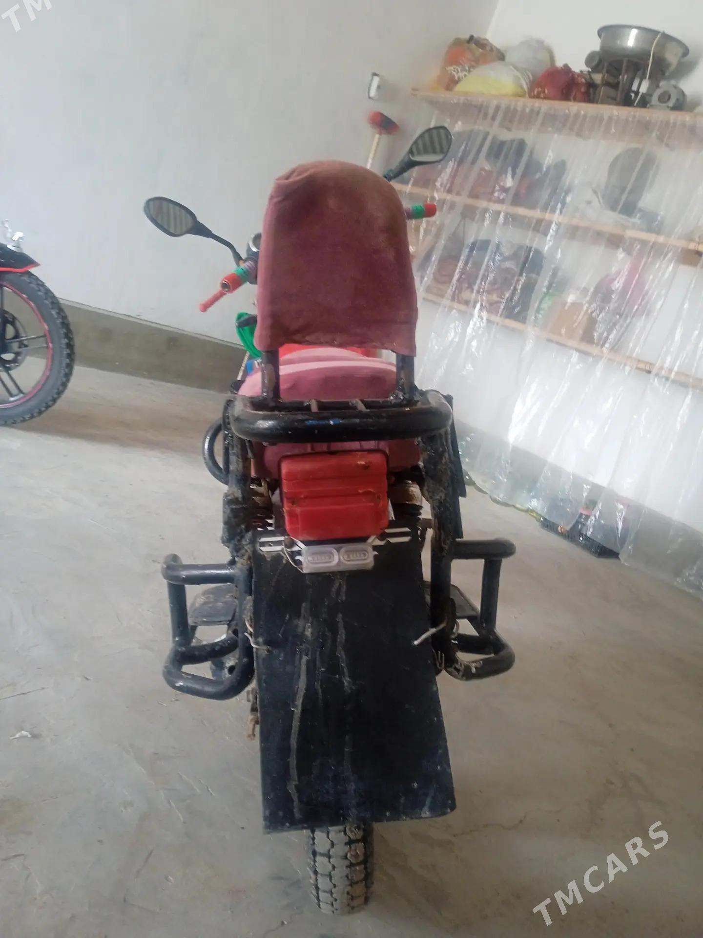 Fekon FK150-8G 2011 - 11 000 TMT - Эсенгулы - img 1