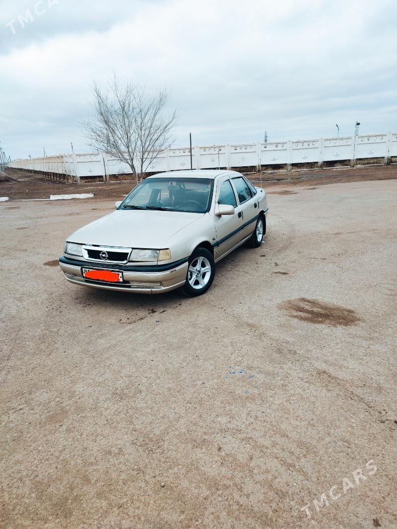 Opel Vectra 1990 - 32 000 TMT - Gubadag - img 1