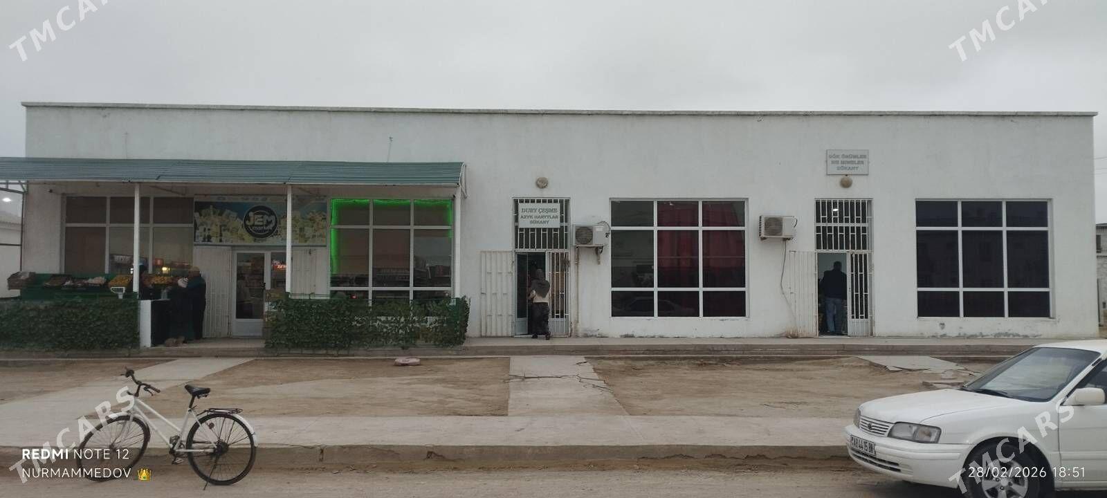 Satlyk söwda we hususy emläkle - Esenguly - img 1