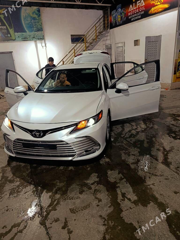 Toyota Camry 2022 - 330 000 TMT - Baýramaly - img 1
