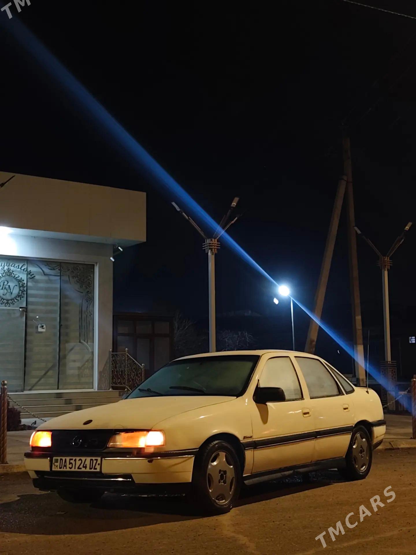 Opel Vectra 1992 - 40 000 TMT - Дашогуз - img 1