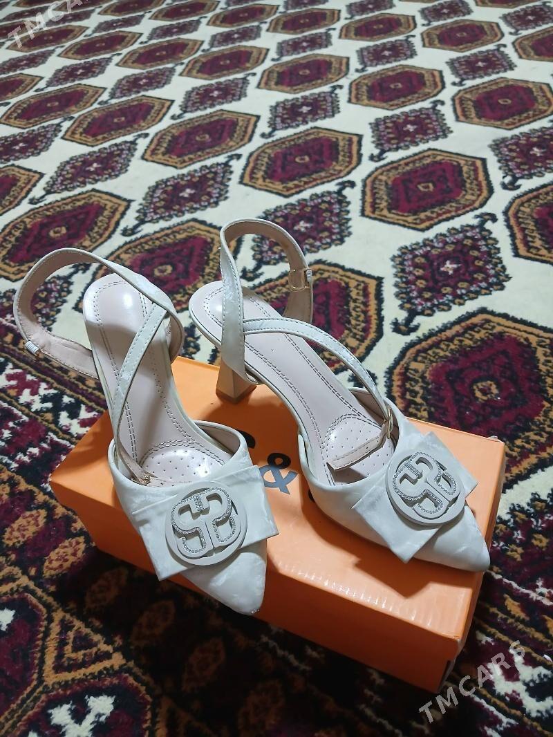 koynekler we kowusler - ул. Советская (Гарашсызлык шаёлы) - img 1