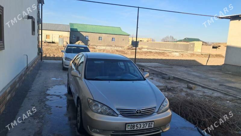 Toyota Camry 2004 - 190 000 TMT - Köneürgenç - img 1