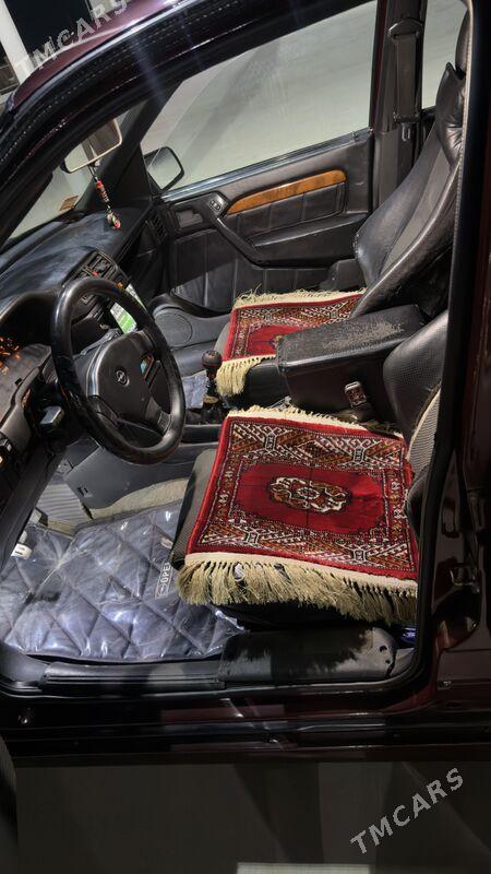 Opel Vectra 1990 - 66 000 TMT - Туркменабат - img 1