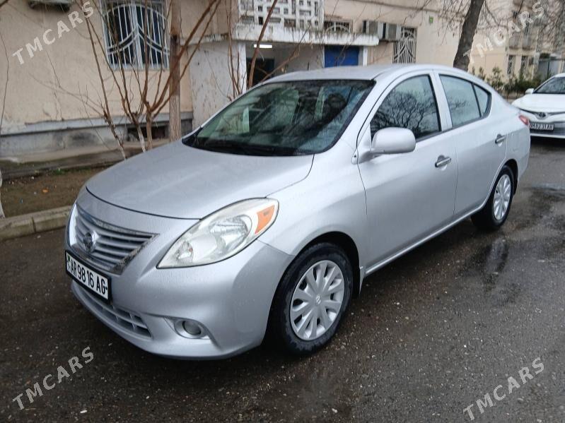 Nissan Versa 2012 - 128 000 TMT - Ашхабад - img 1